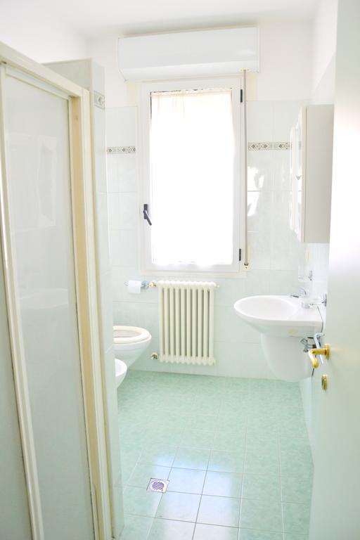 Appartamento con 2 Camere da Letto e Vista Mare